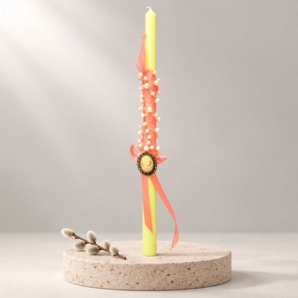 Easter Candle cameo with pearls